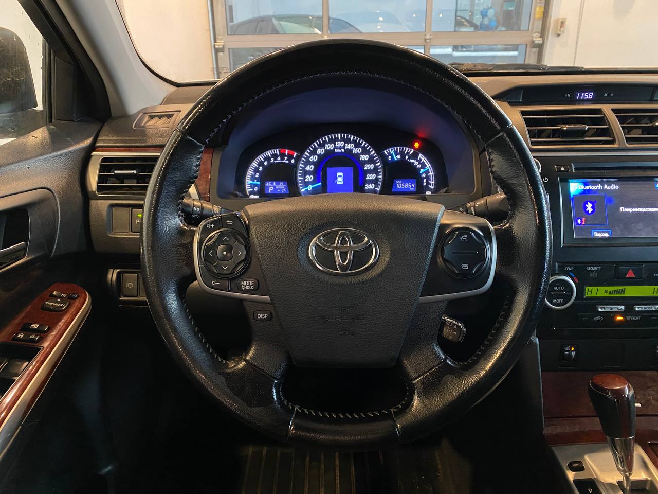 TOYOTA CAMRY