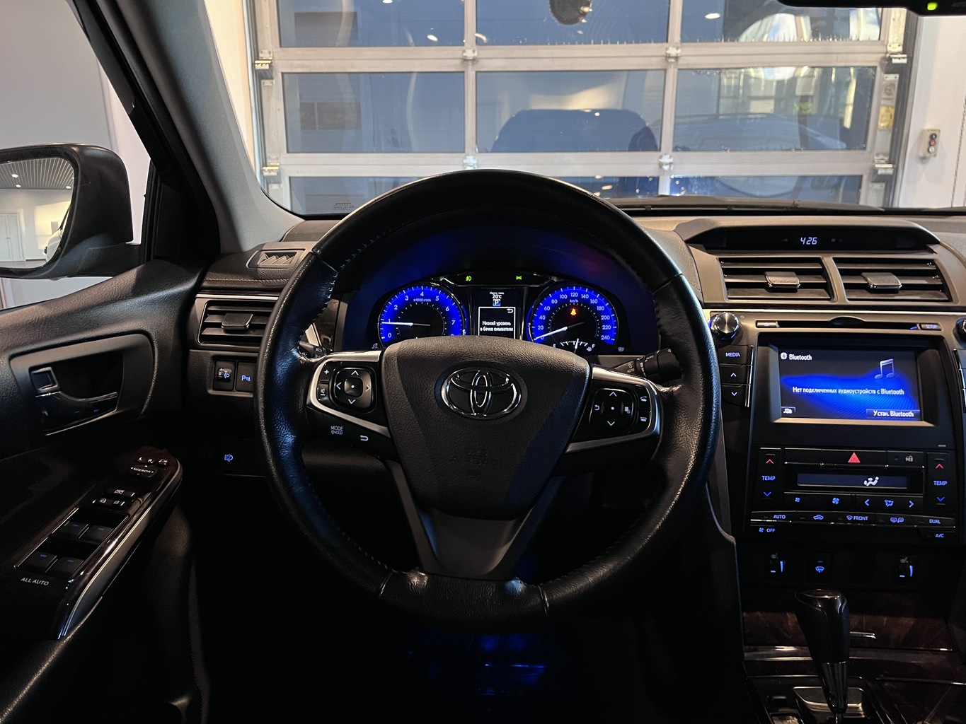 TOYOTA CAMRY