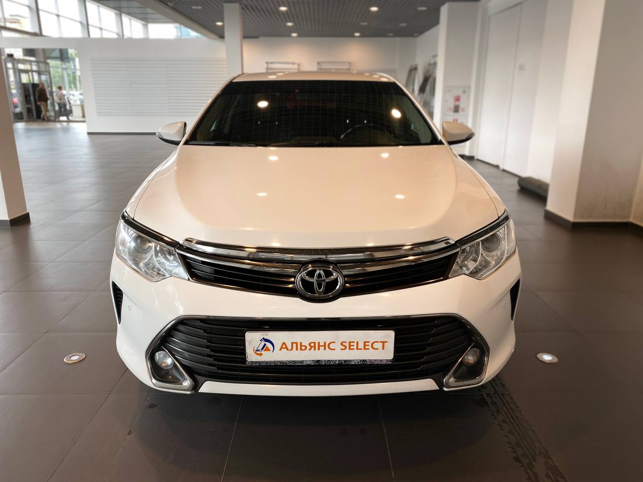 TOYOTA CAMRY