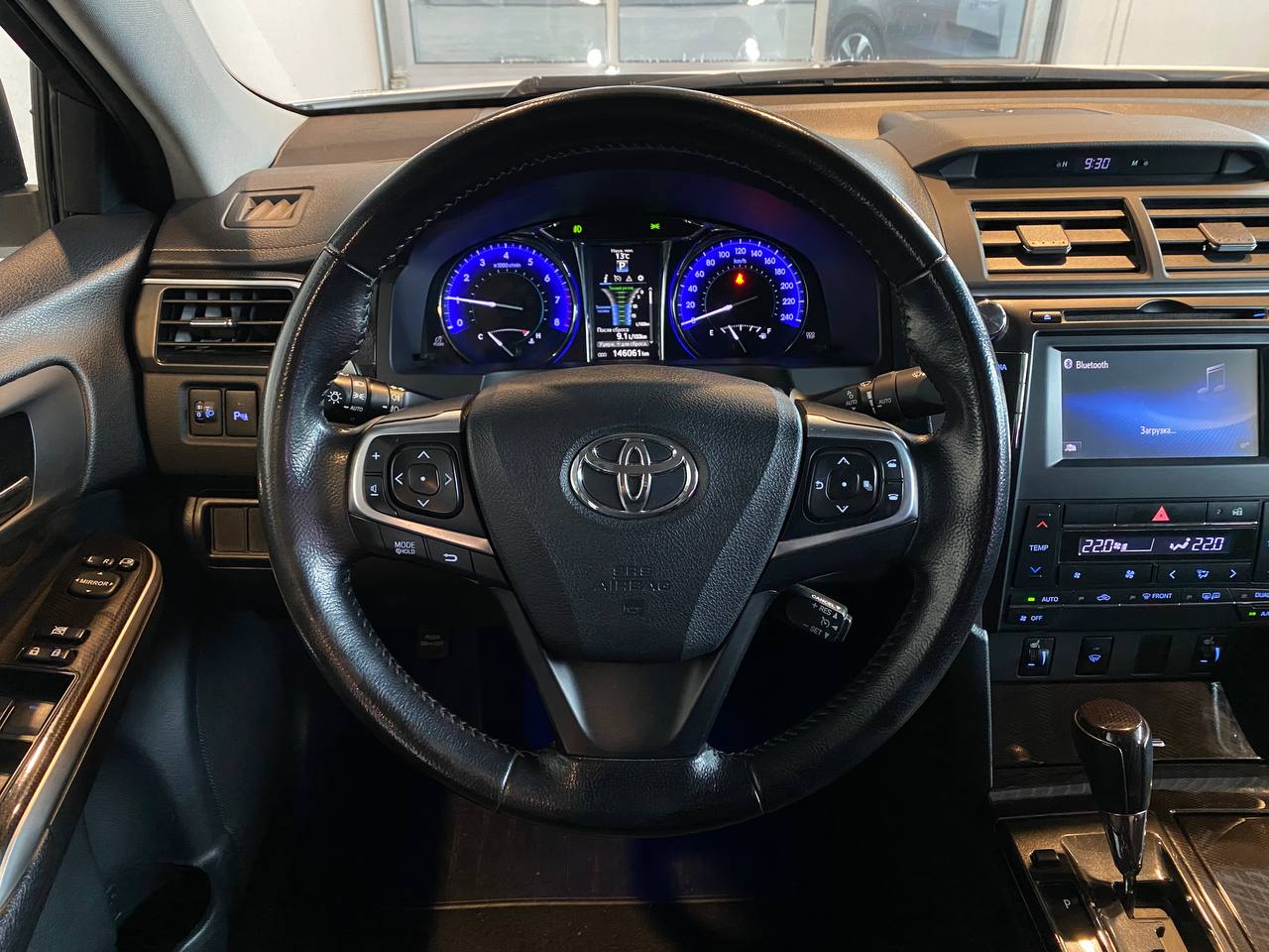 TOYOTA CAMRY