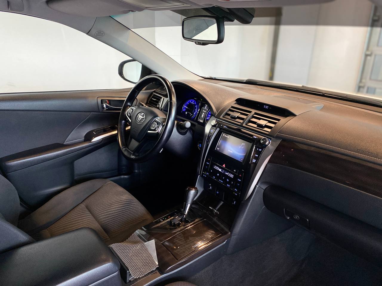 TOYOTA CAMRY