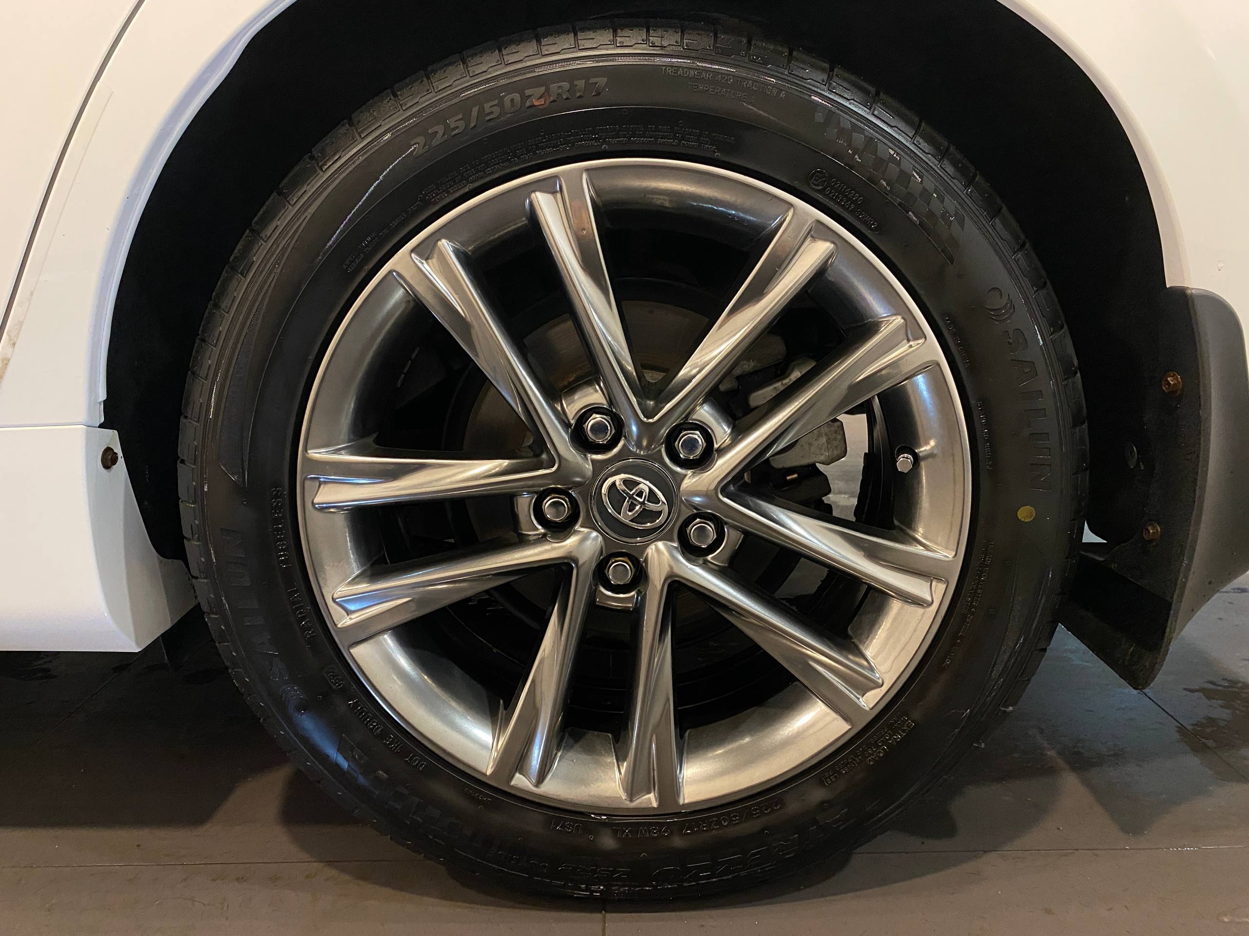 TOYOTA CAMRY