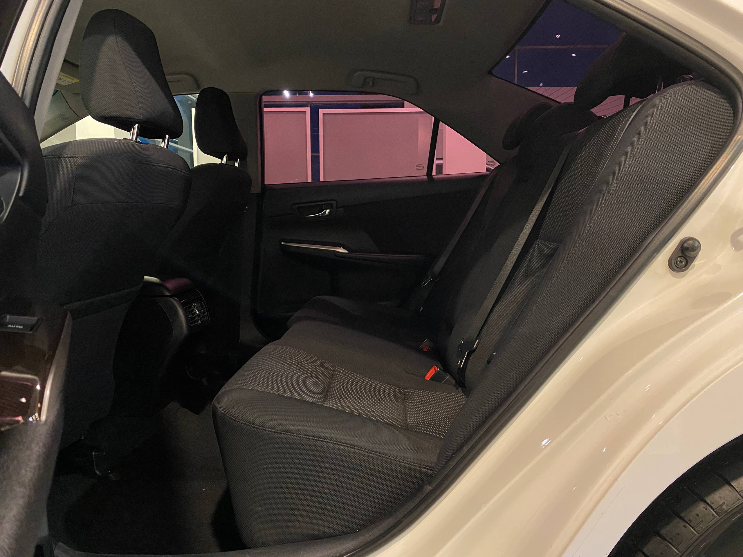 TOYOTA CAMRY