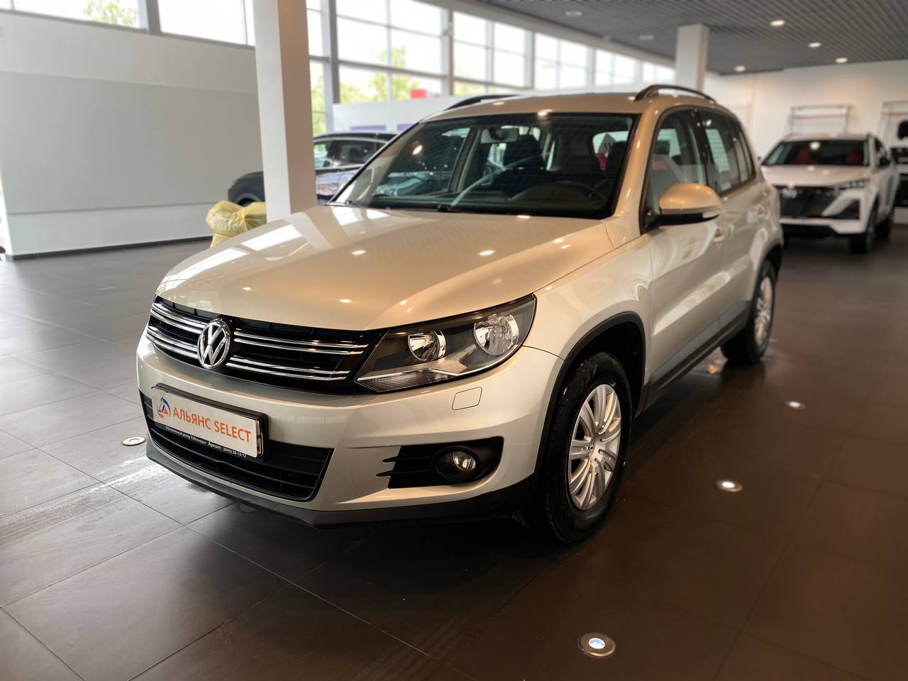 VOLKSWAGEN TIGUAN NEW