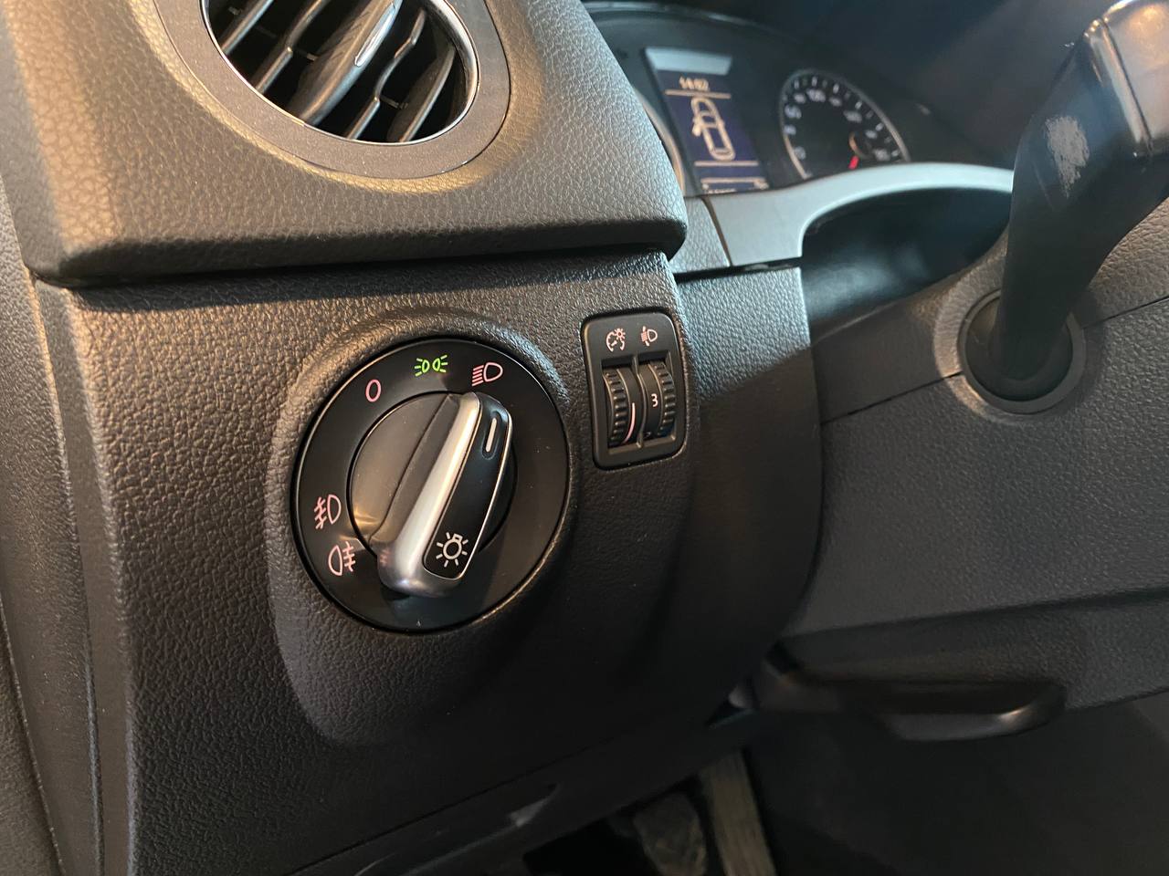 VOLKSWAGEN TIGUAN NEW
