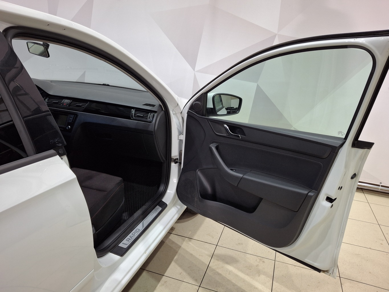SKODA RAPID