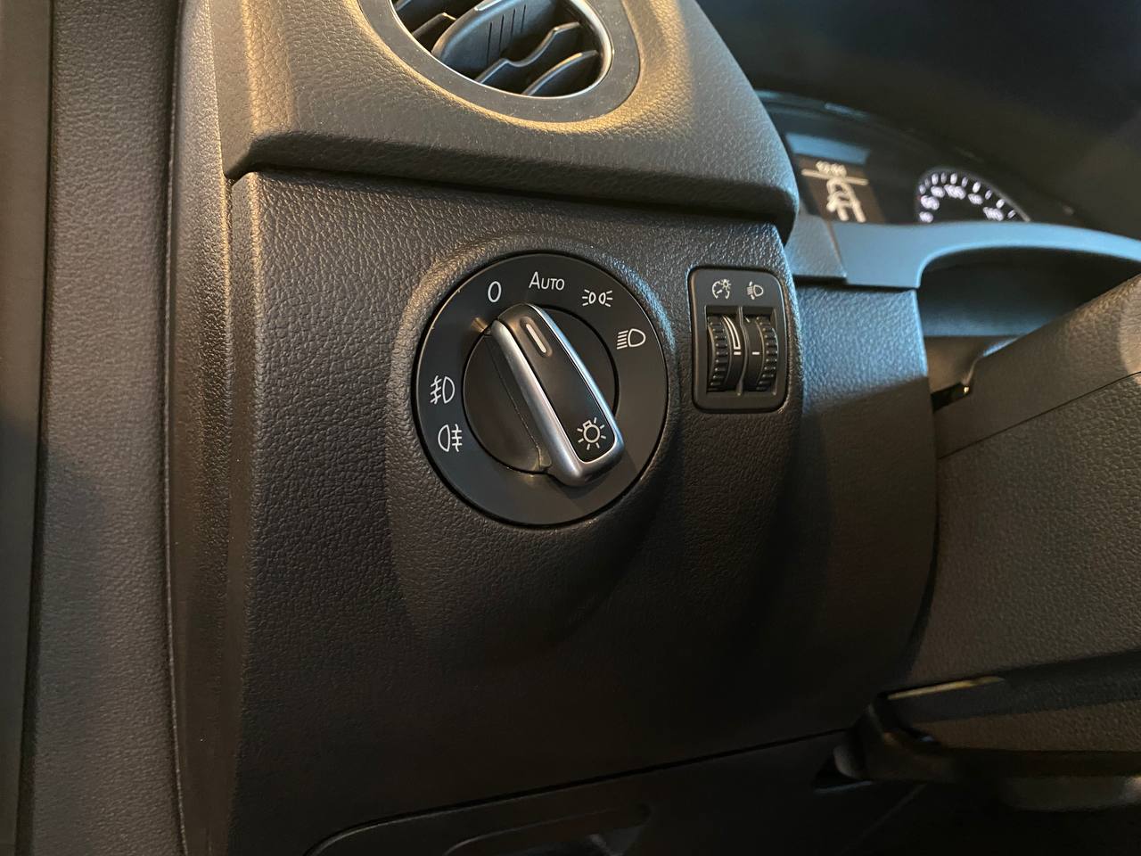 VOLKSWAGEN TIGUAN NEW