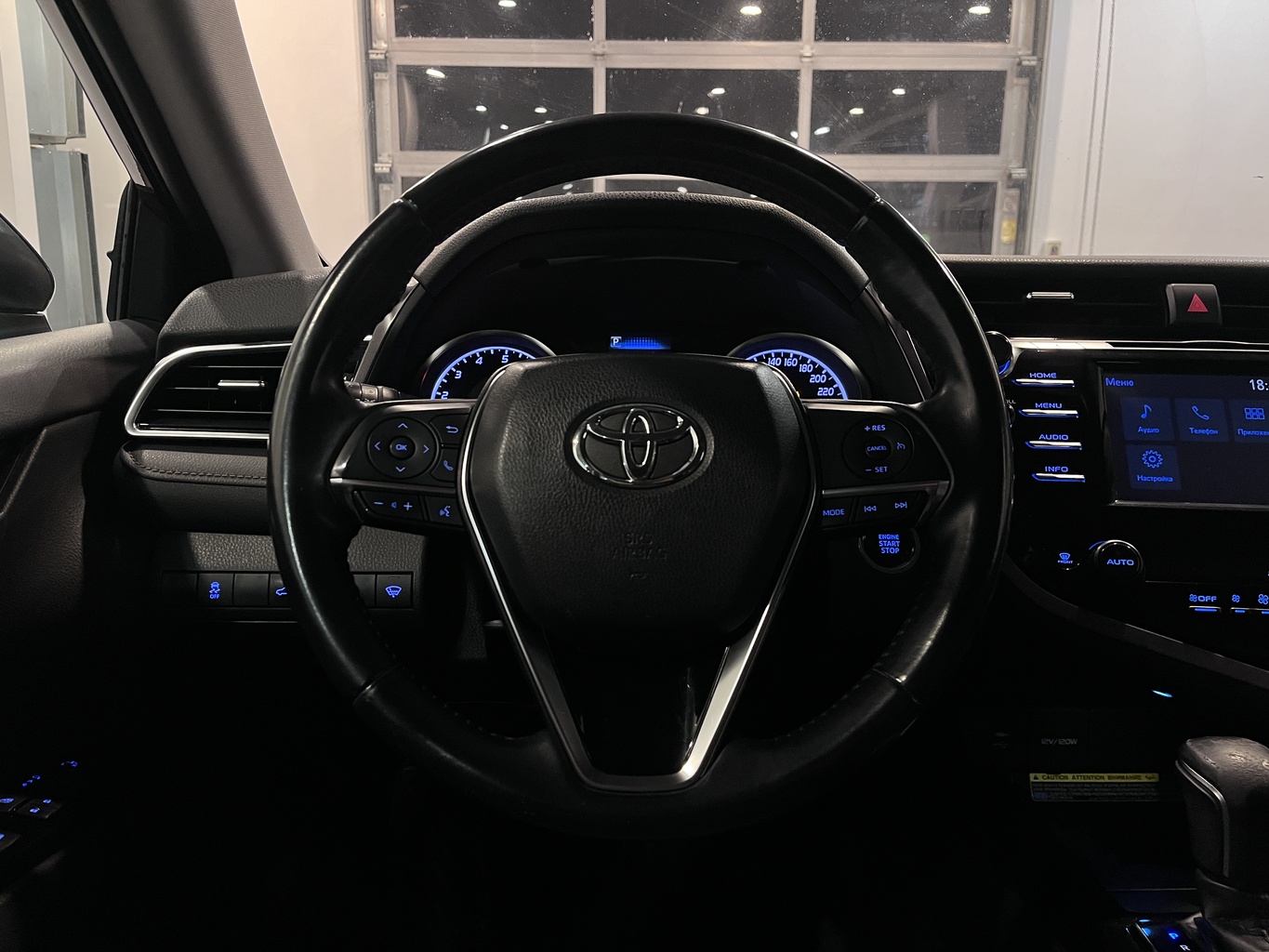 TOYOTA CAMRY