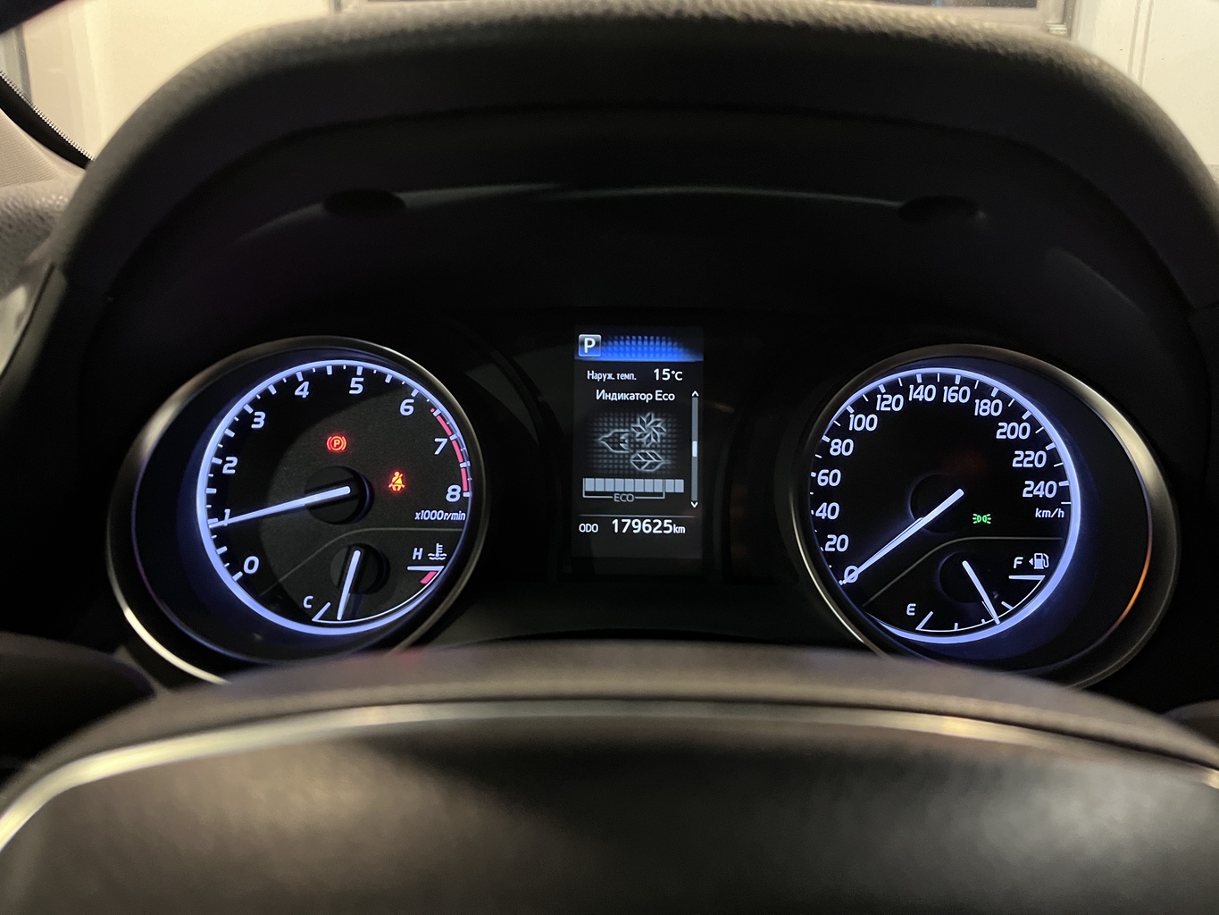 TOYOTA CAMRY