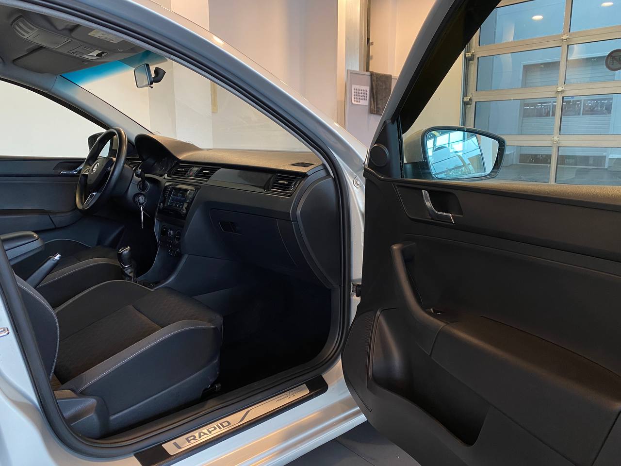 SKODA RAPID