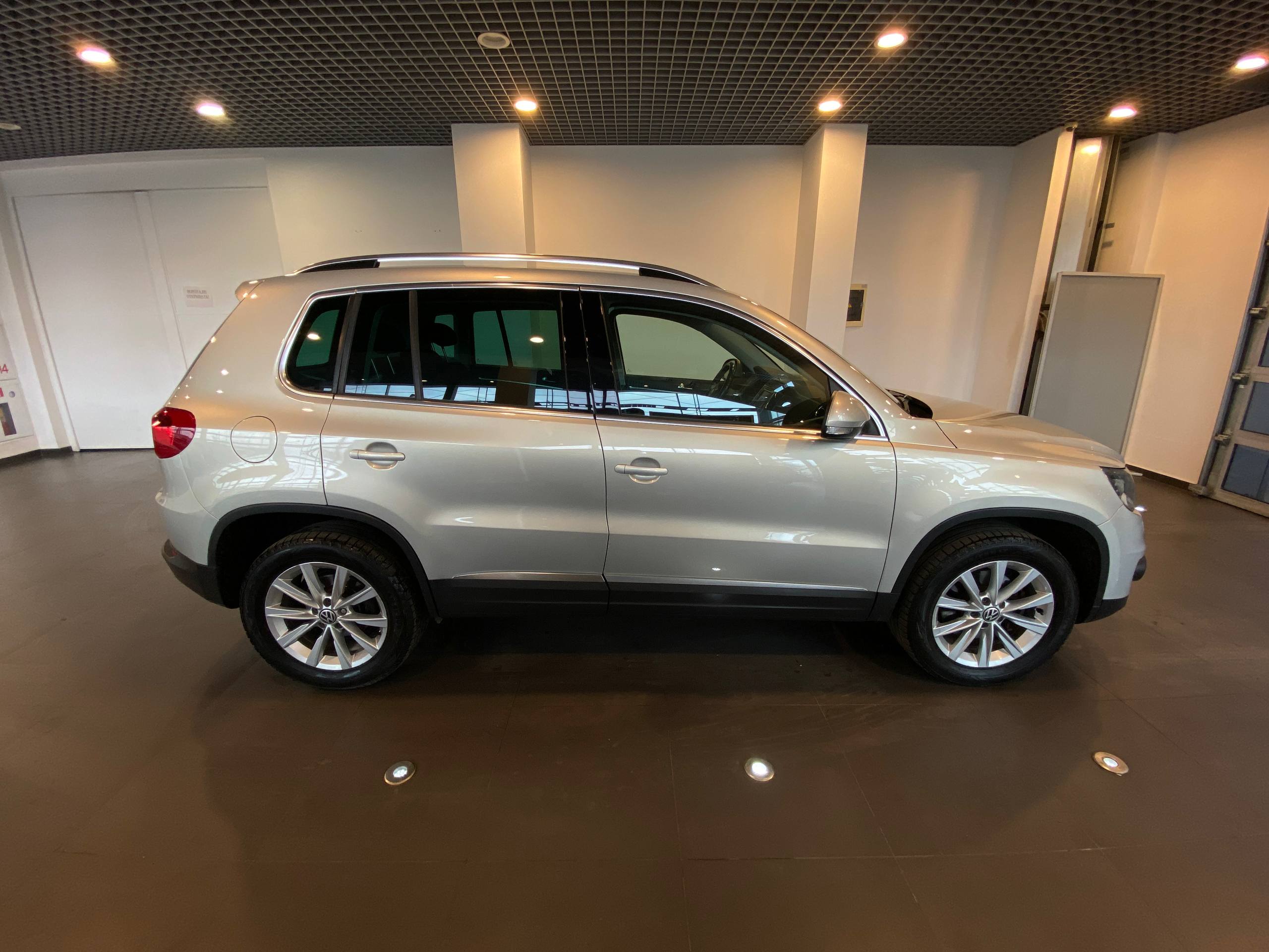 VOLKSWAGEN TIGUAN NEW