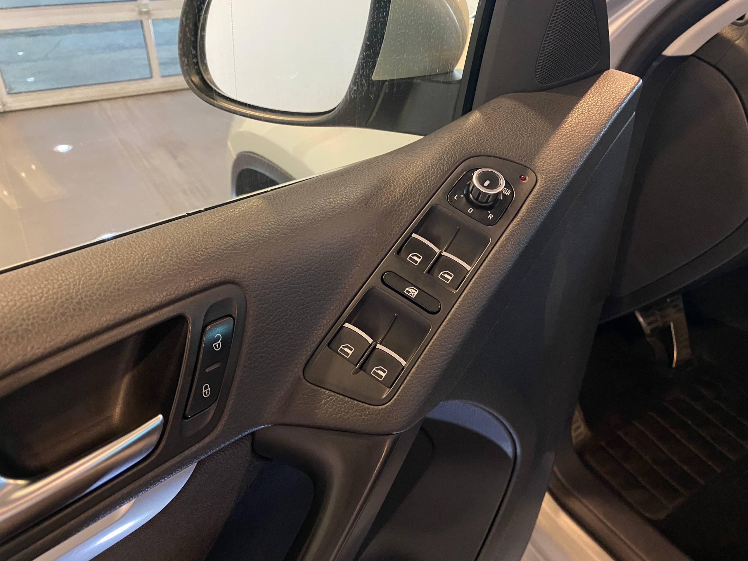 VOLKSWAGEN TIGUAN NEW