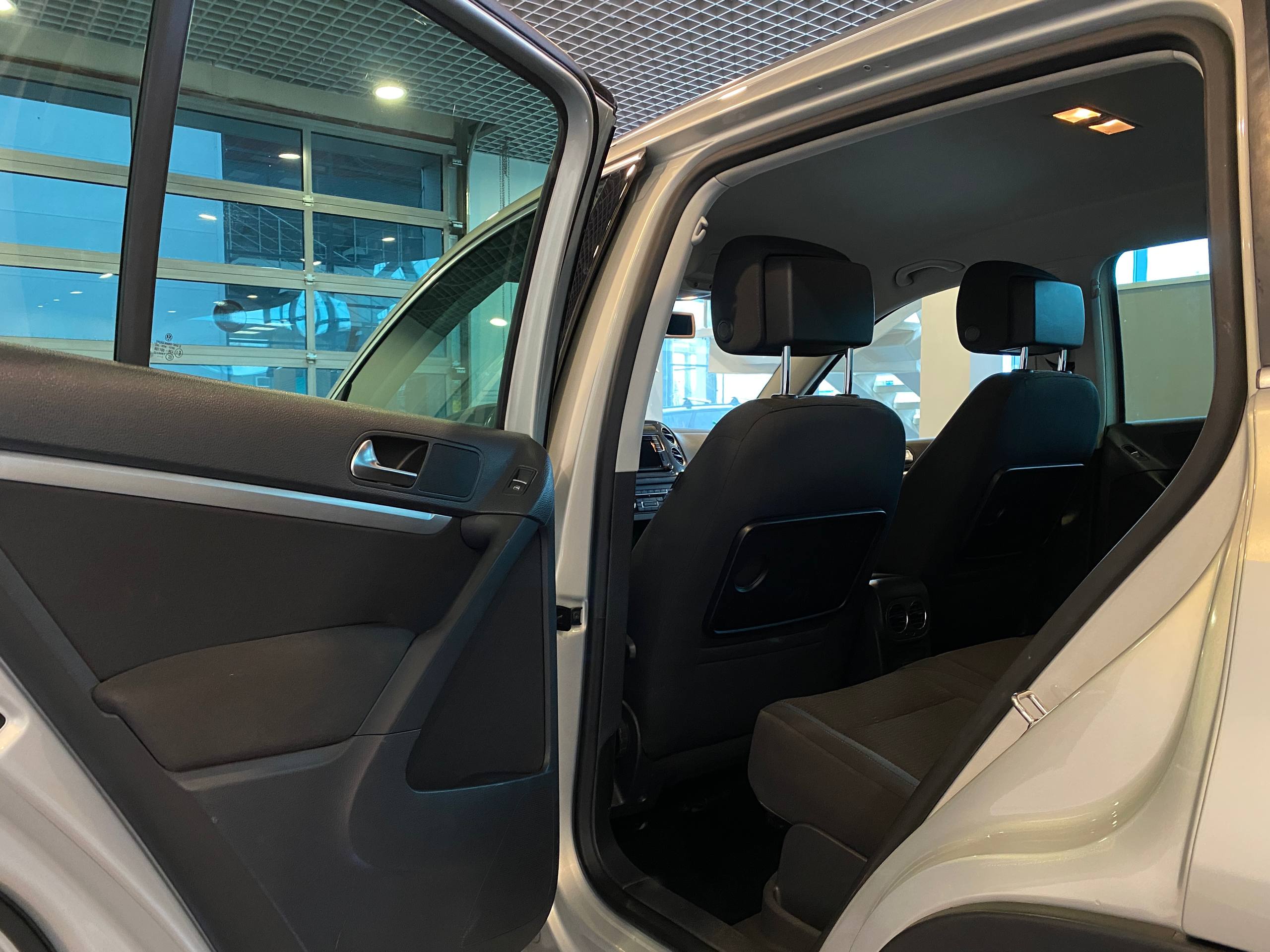 VOLKSWAGEN TIGUAN NEW