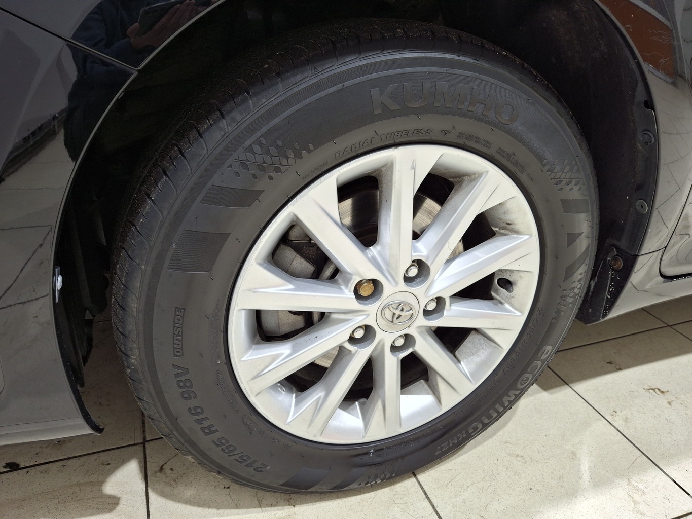 TOYOTA CAMRY