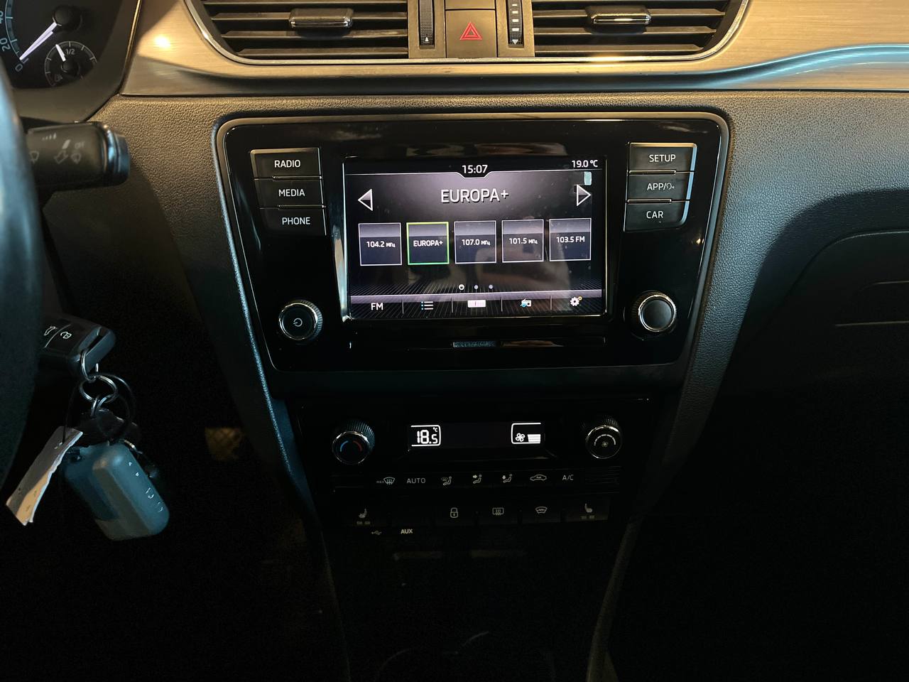 SKODA RAPID