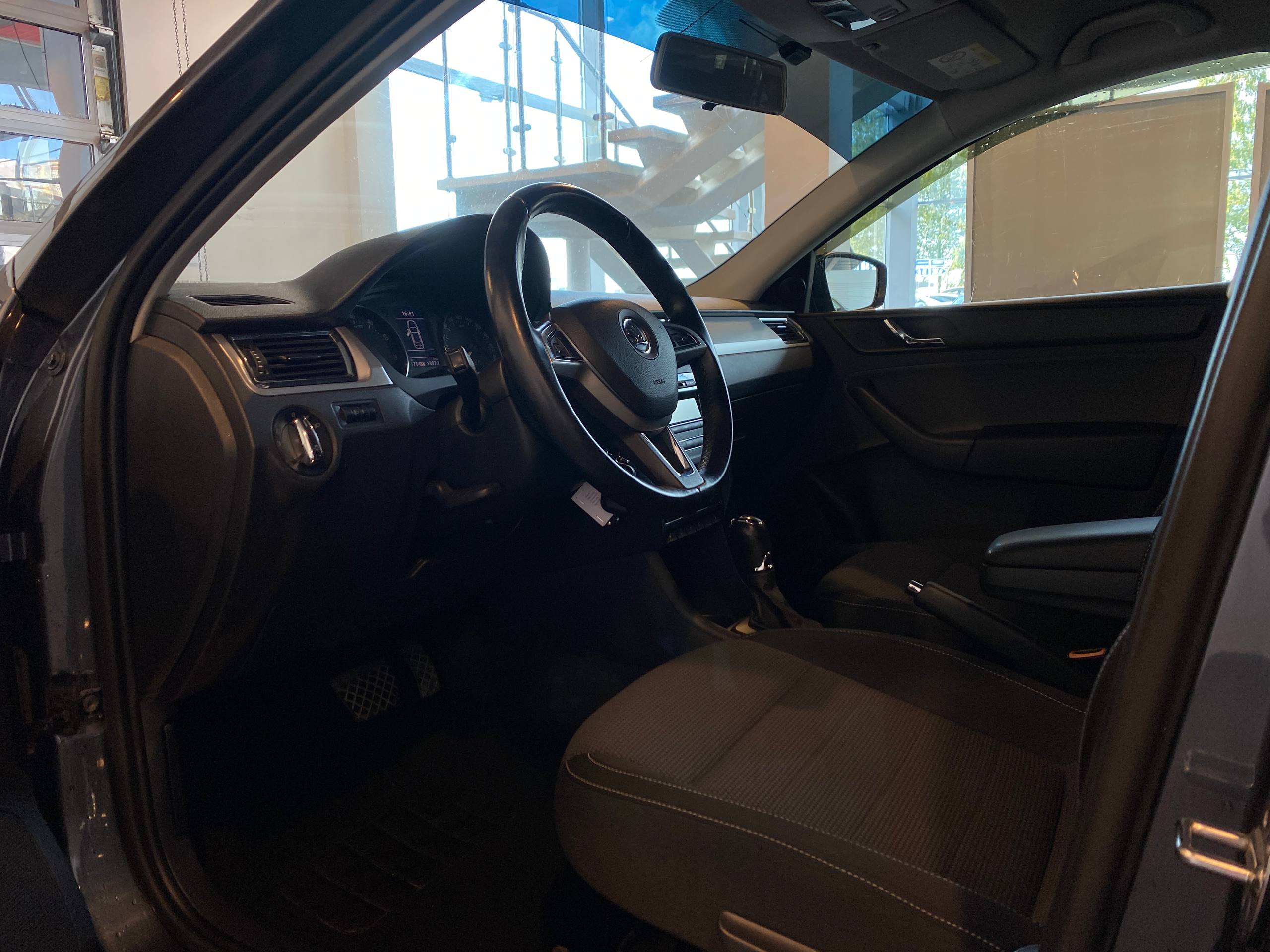 SKODA RAPID