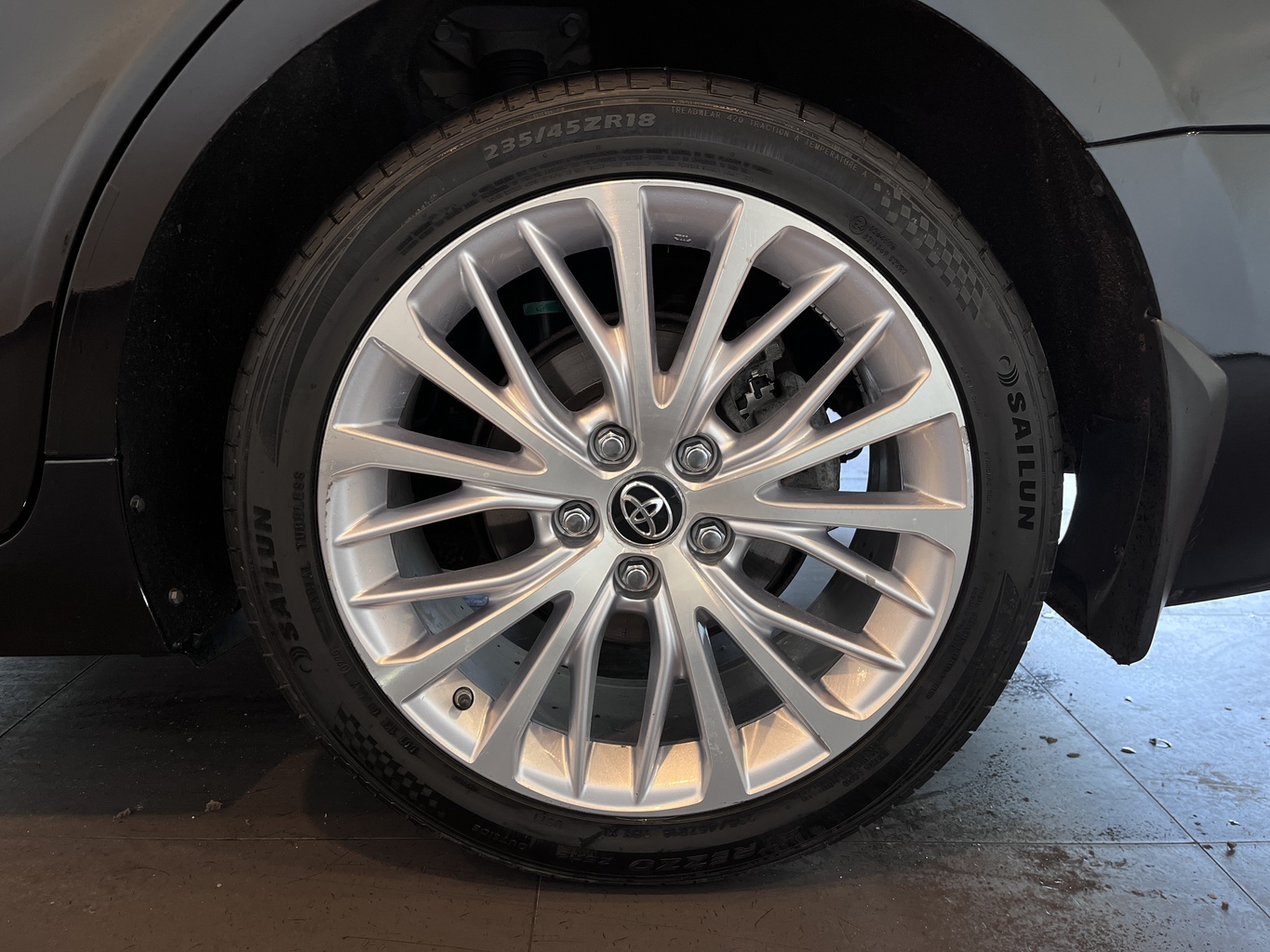 TOYOTA CAMRY