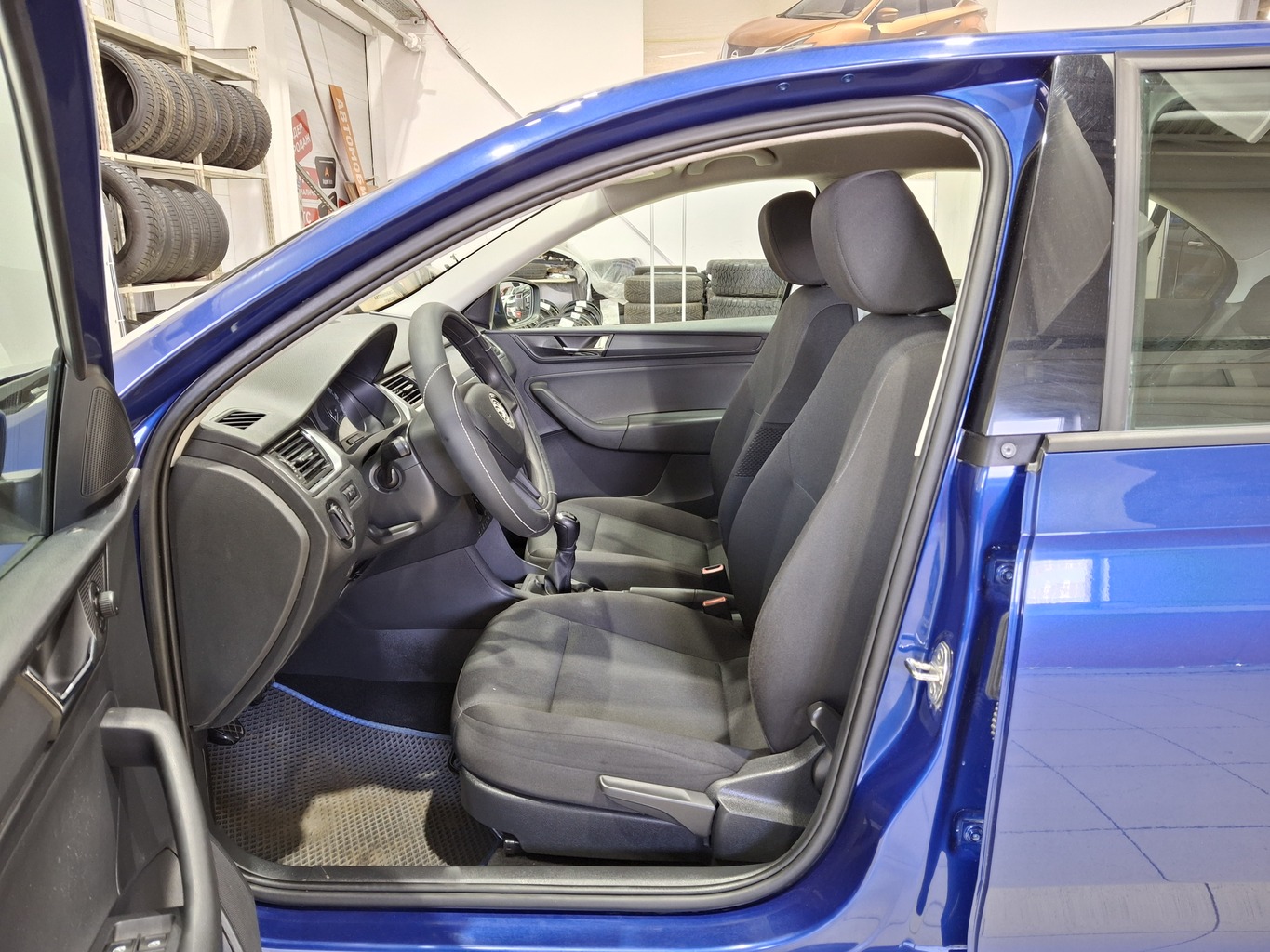 SKODA RAPID