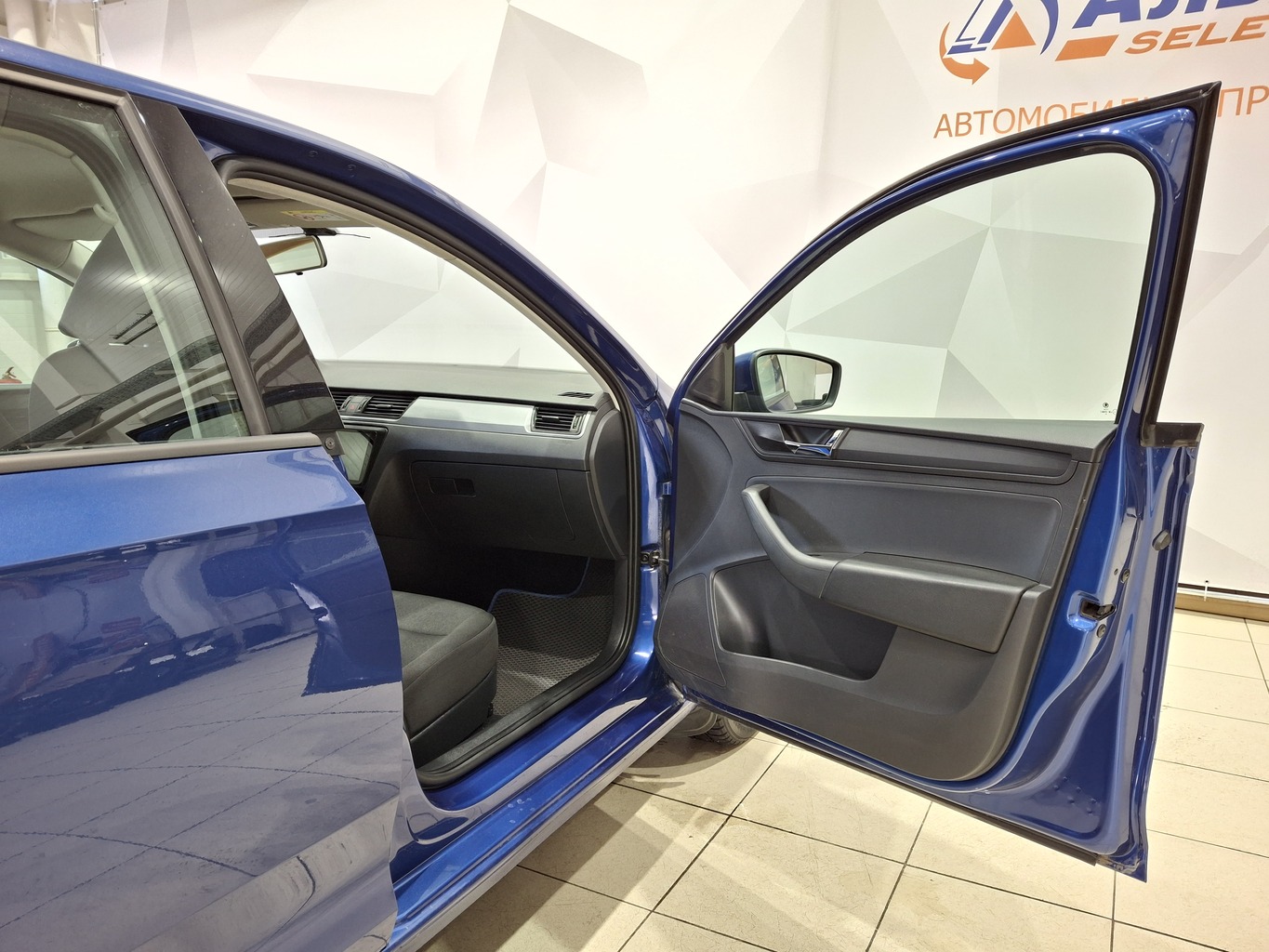 SKODA RAPID