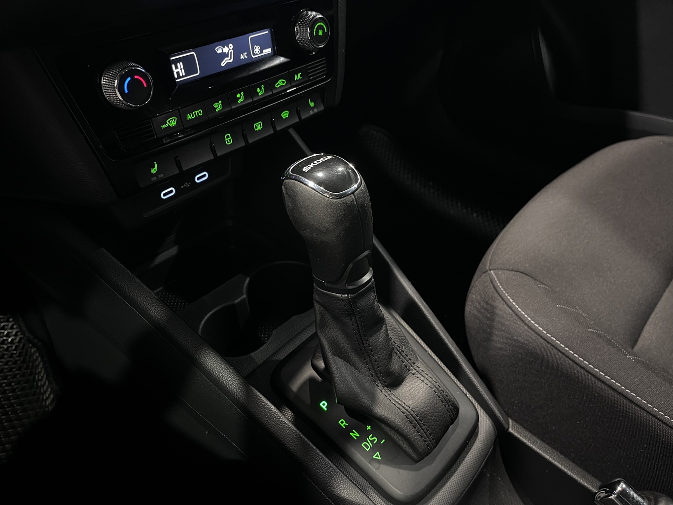 SKODA RAPID