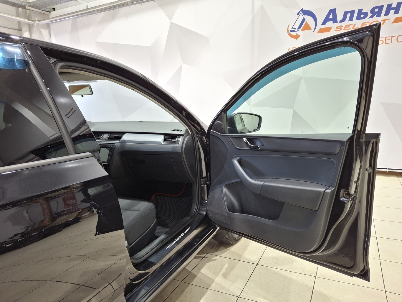SKODA RAPID