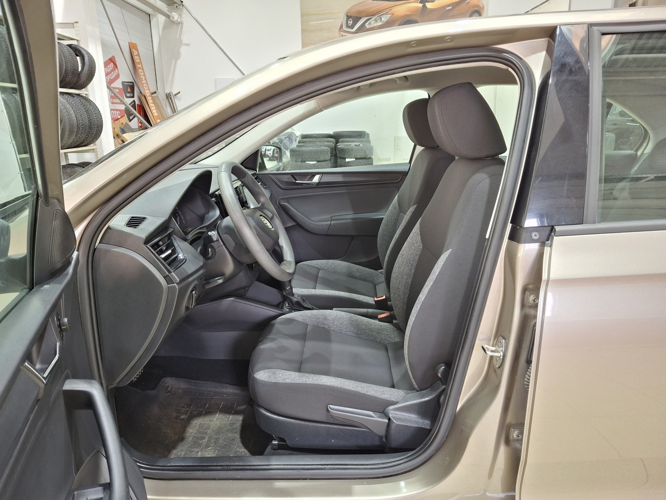 SKODA RAPID