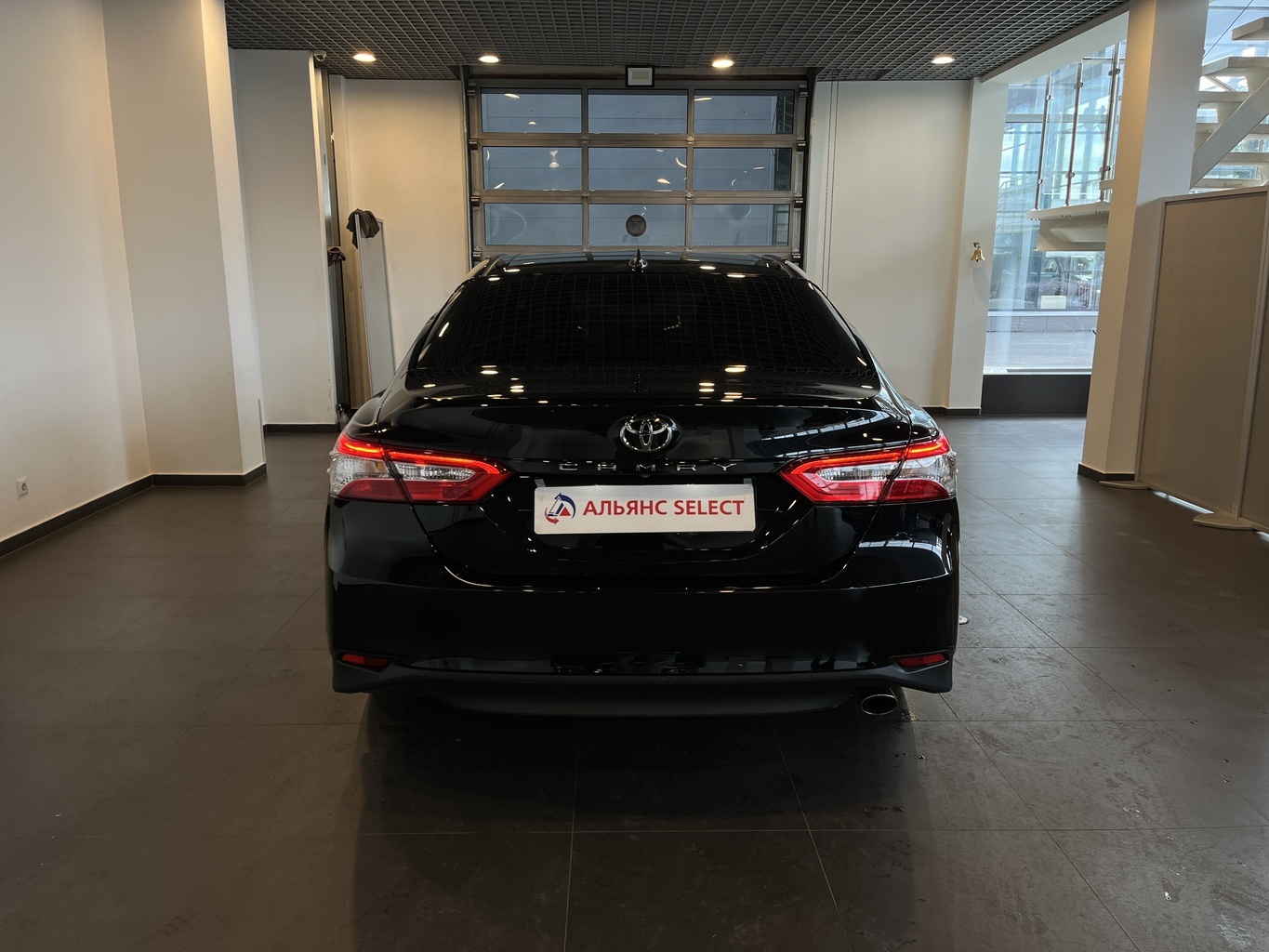 TOYOTA CAMRY