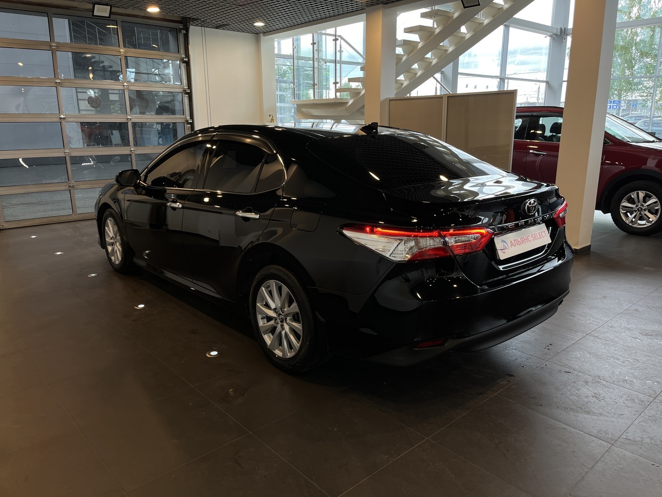TOYOTA CAMRY