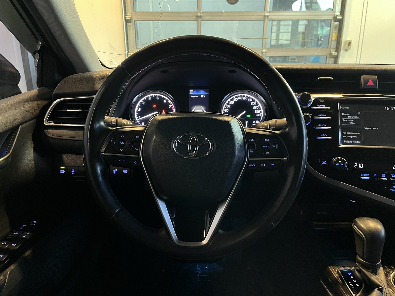 TOYOTA CAMRY