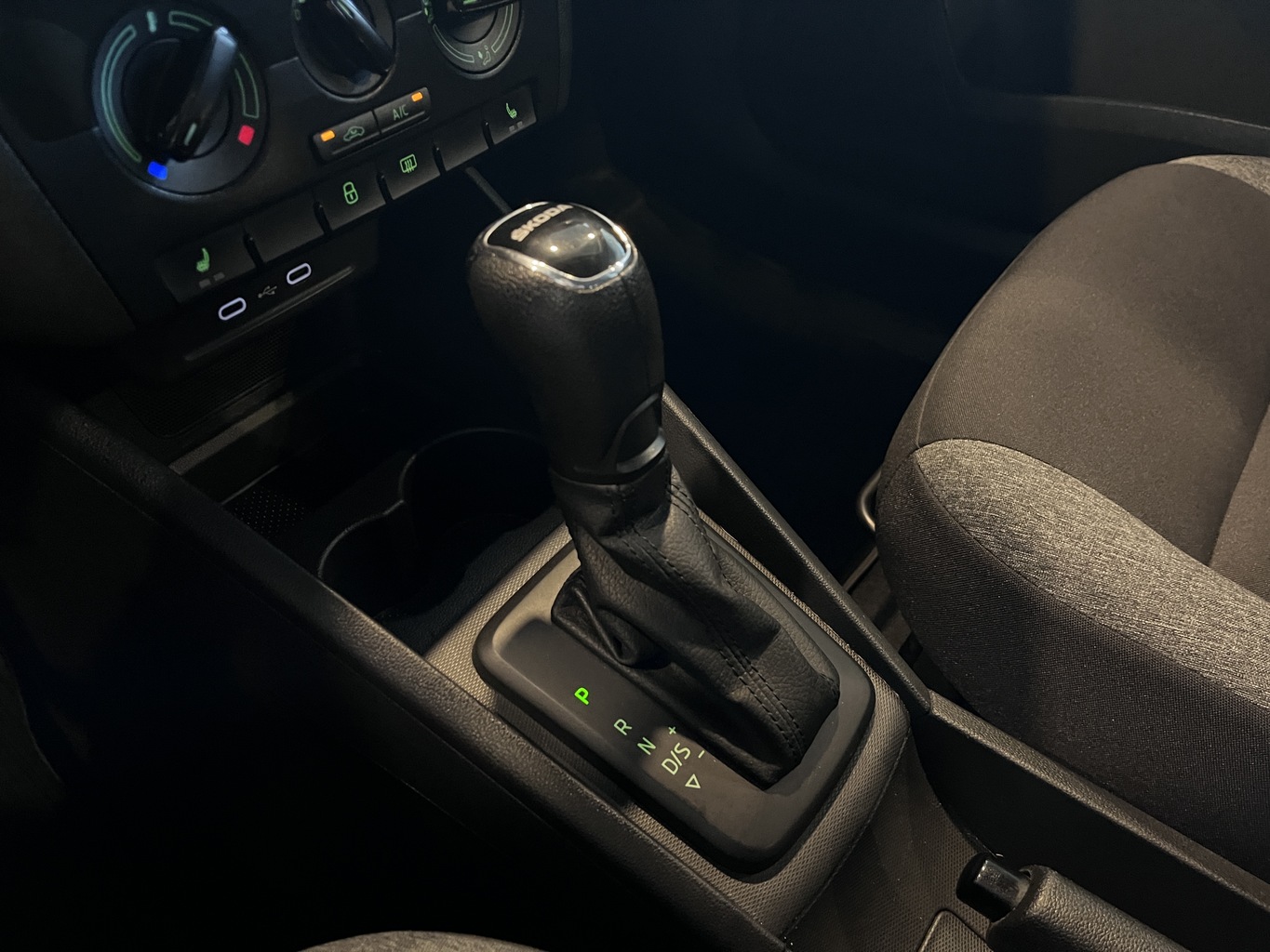 SKODA RAPID