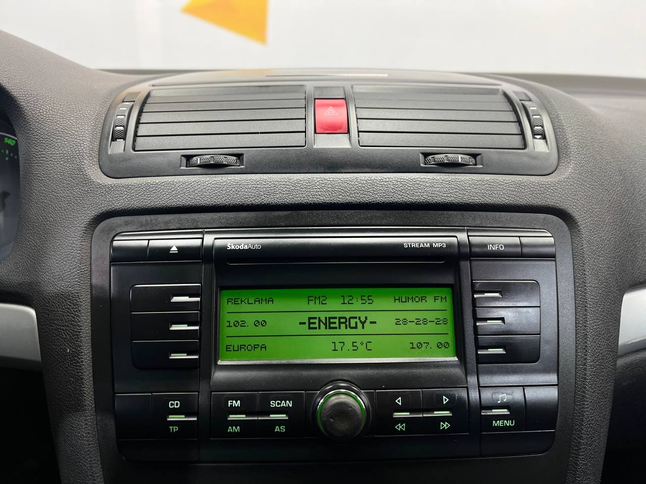 SKODA OKTAVIA