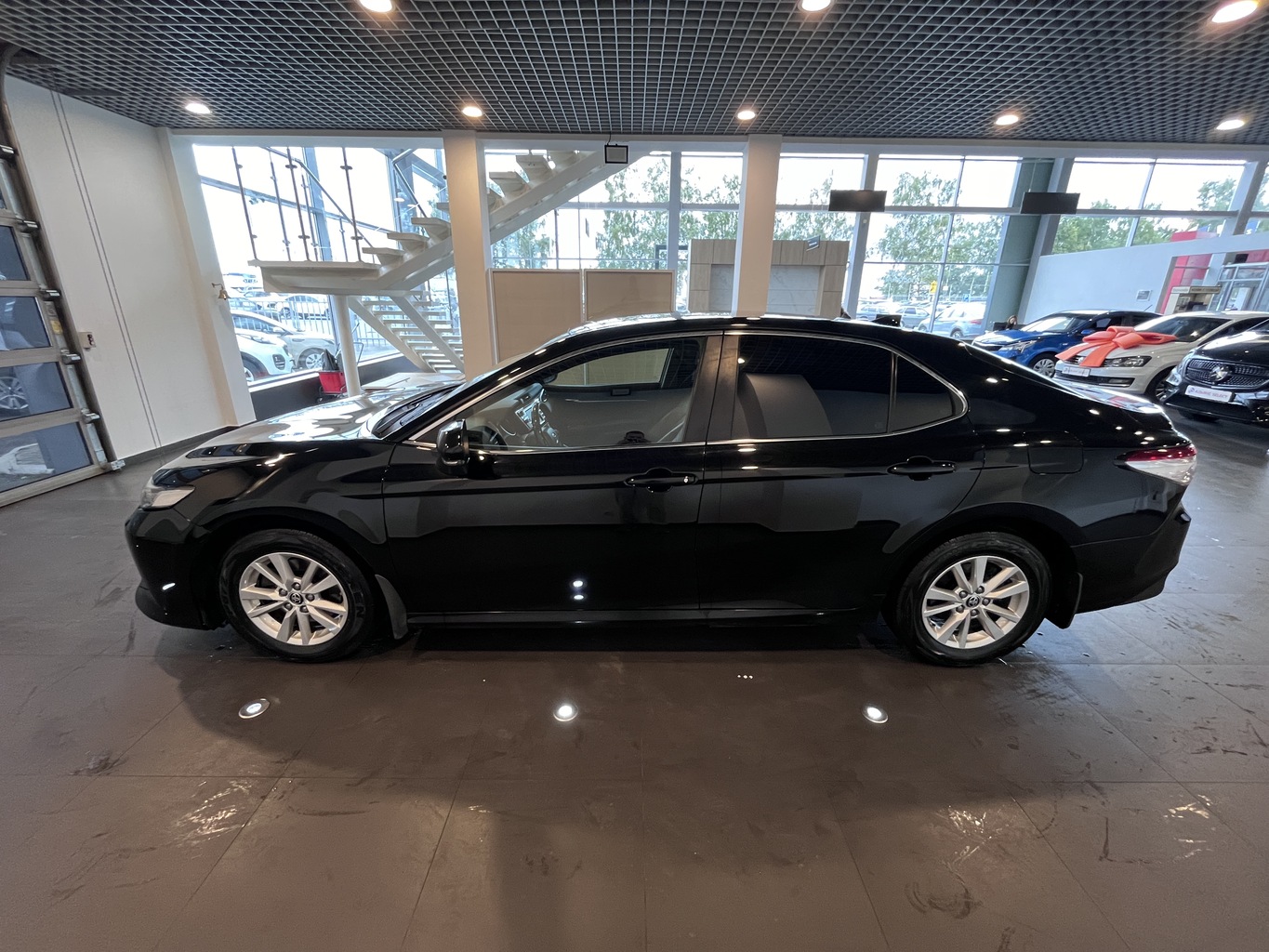 TOYOTA CAMRY