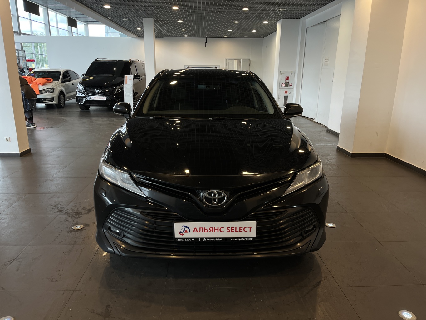 TOYOTA CAMRY