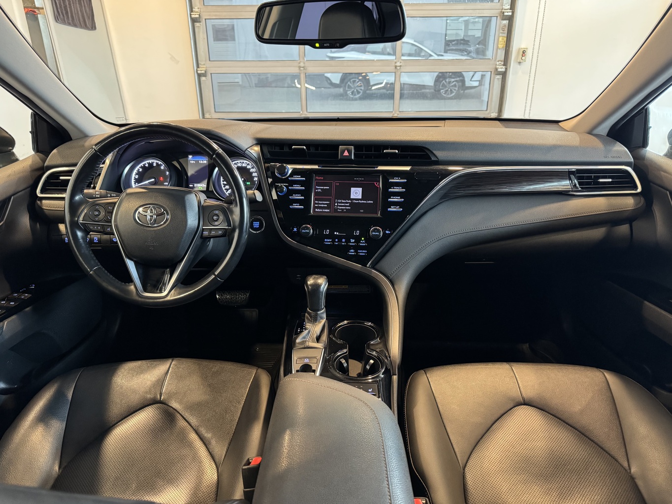 TOYOTA CAMRY