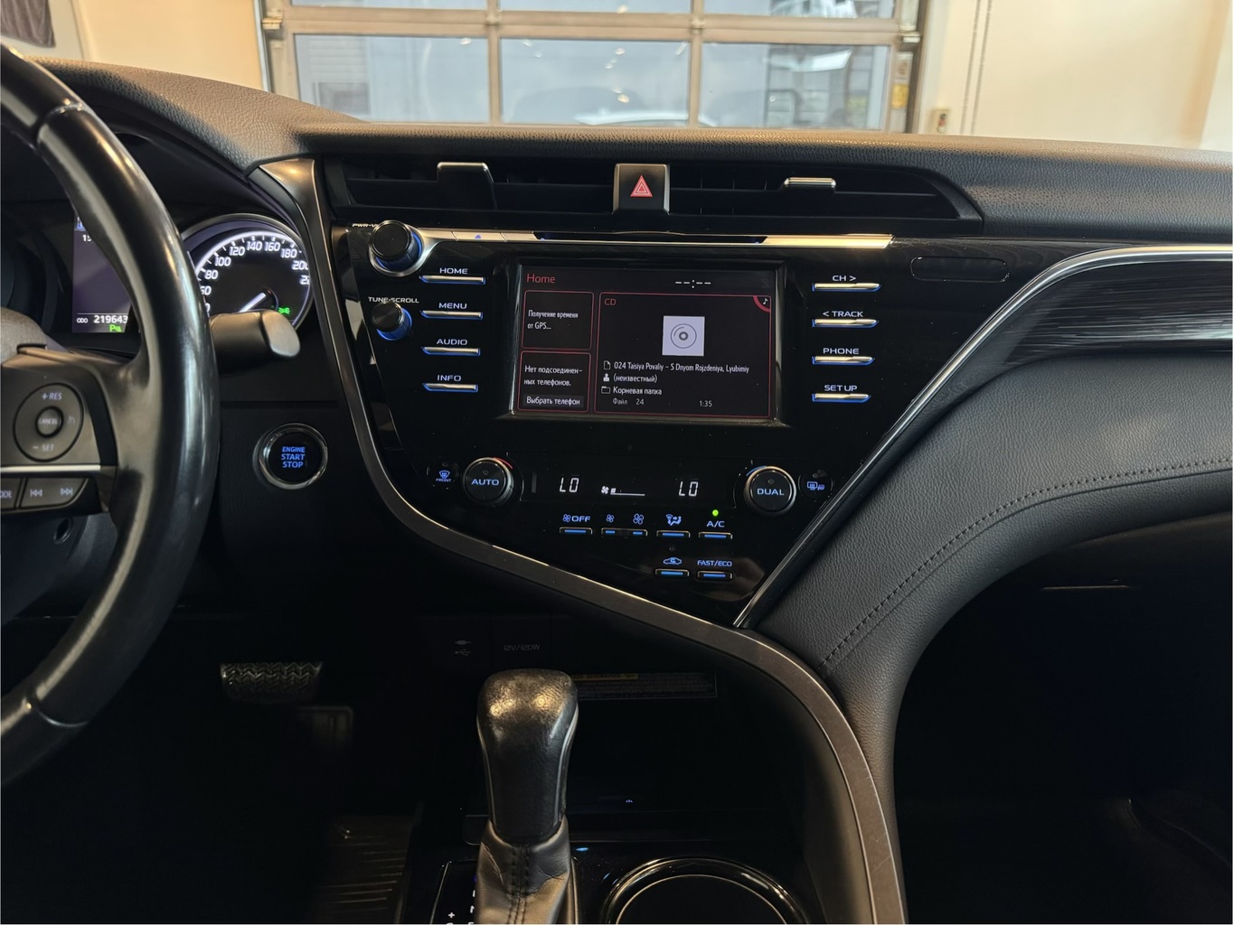 TOYOTA CAMRY