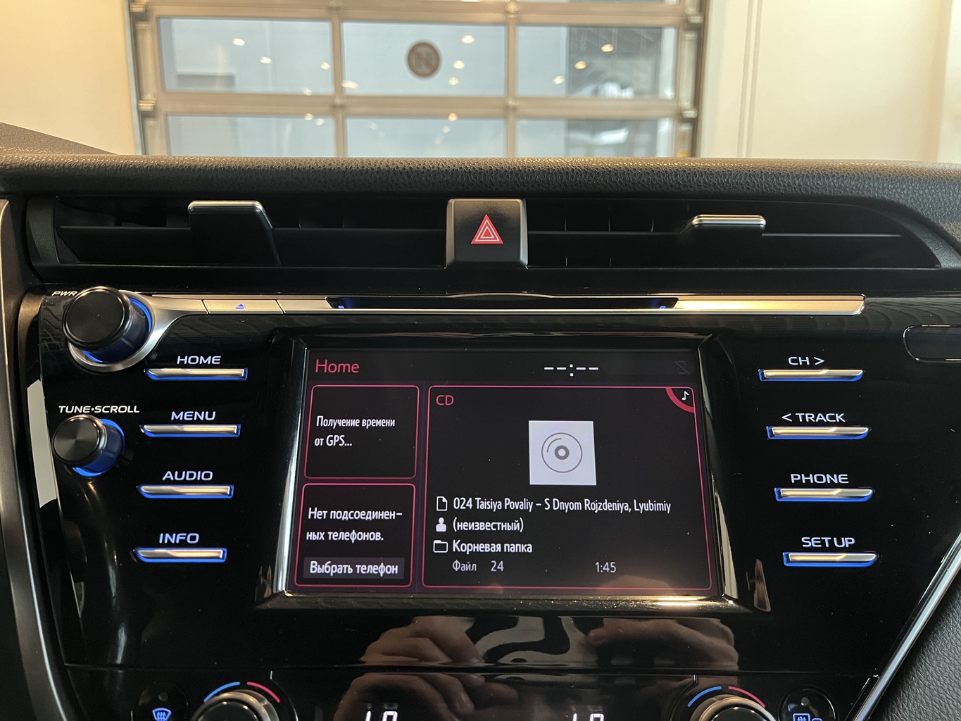 TOYOTA CAMRY