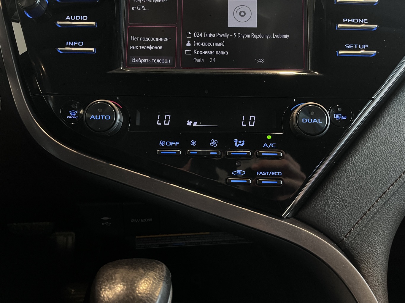 TOYOTA CAMRY