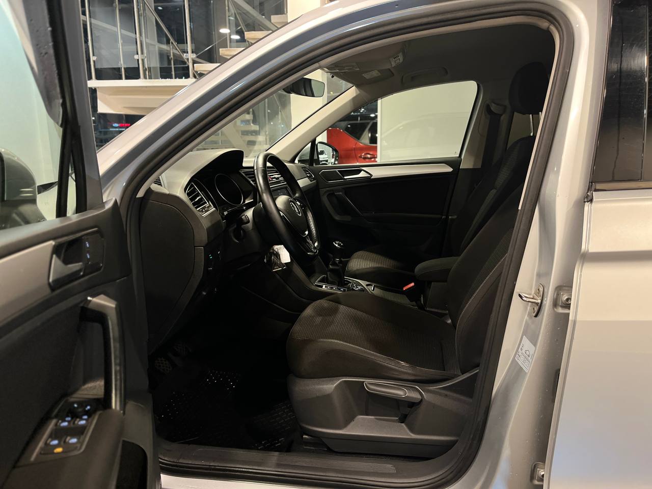 VOLKSWAGEN TIGUAN NEW