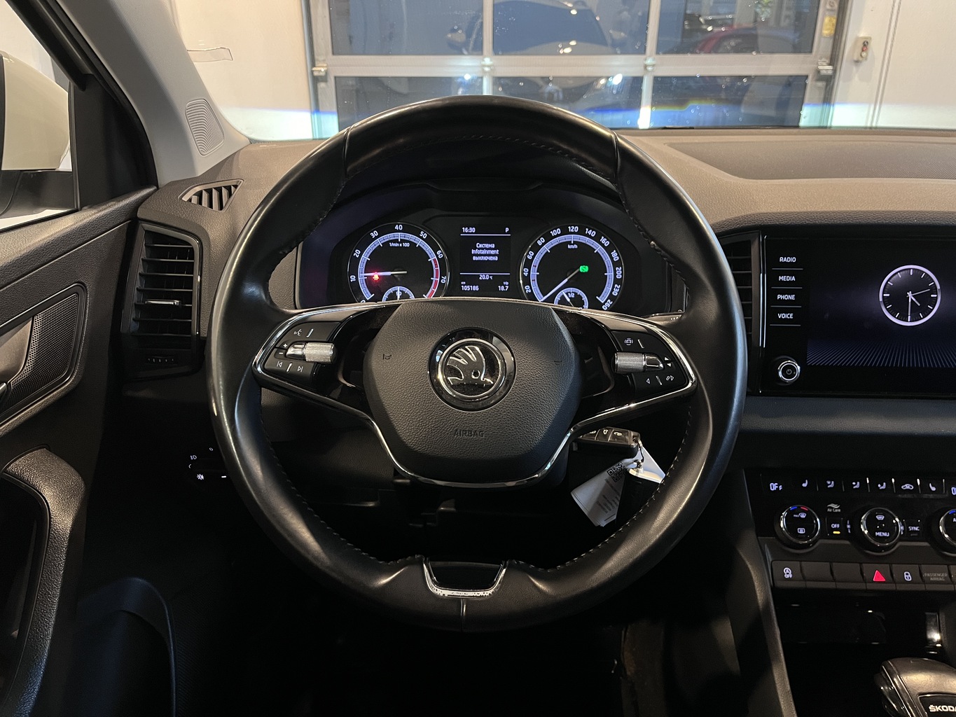 SKODA KAROQ