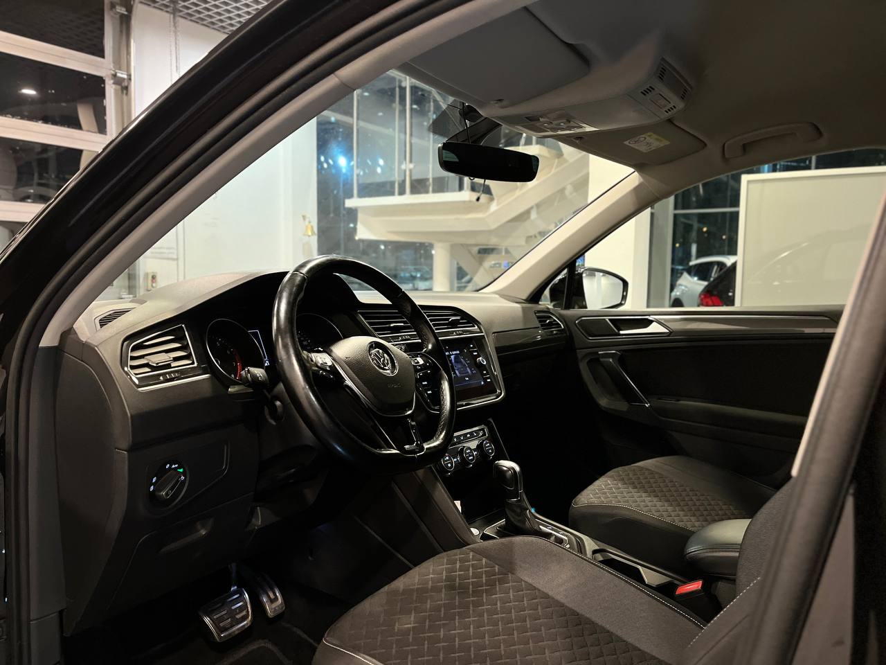 VOLKSWAGEN TIGUAN NEW