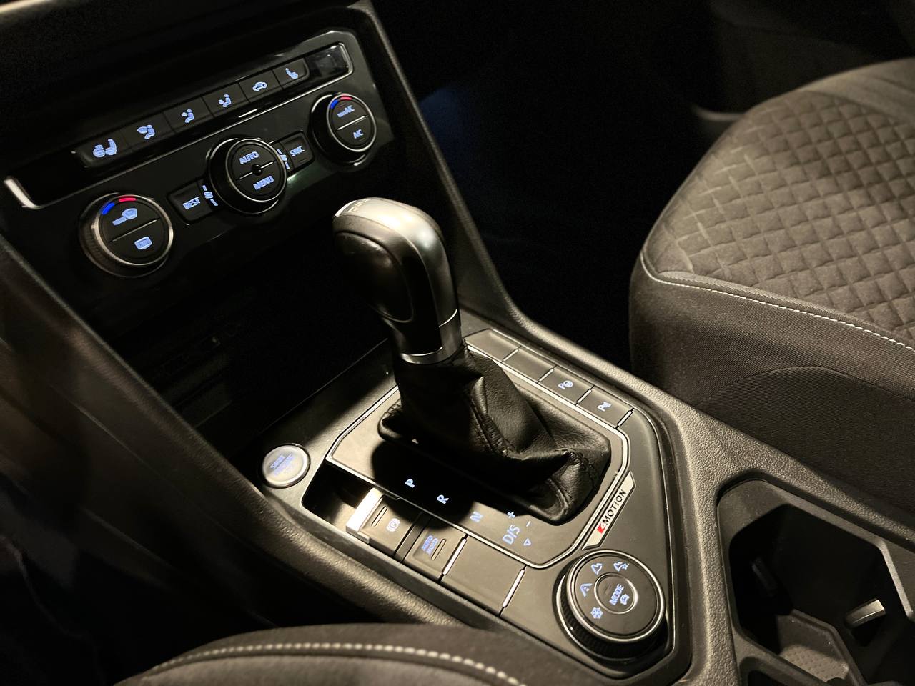 VOLKSWAGEN TIGUAN NEW