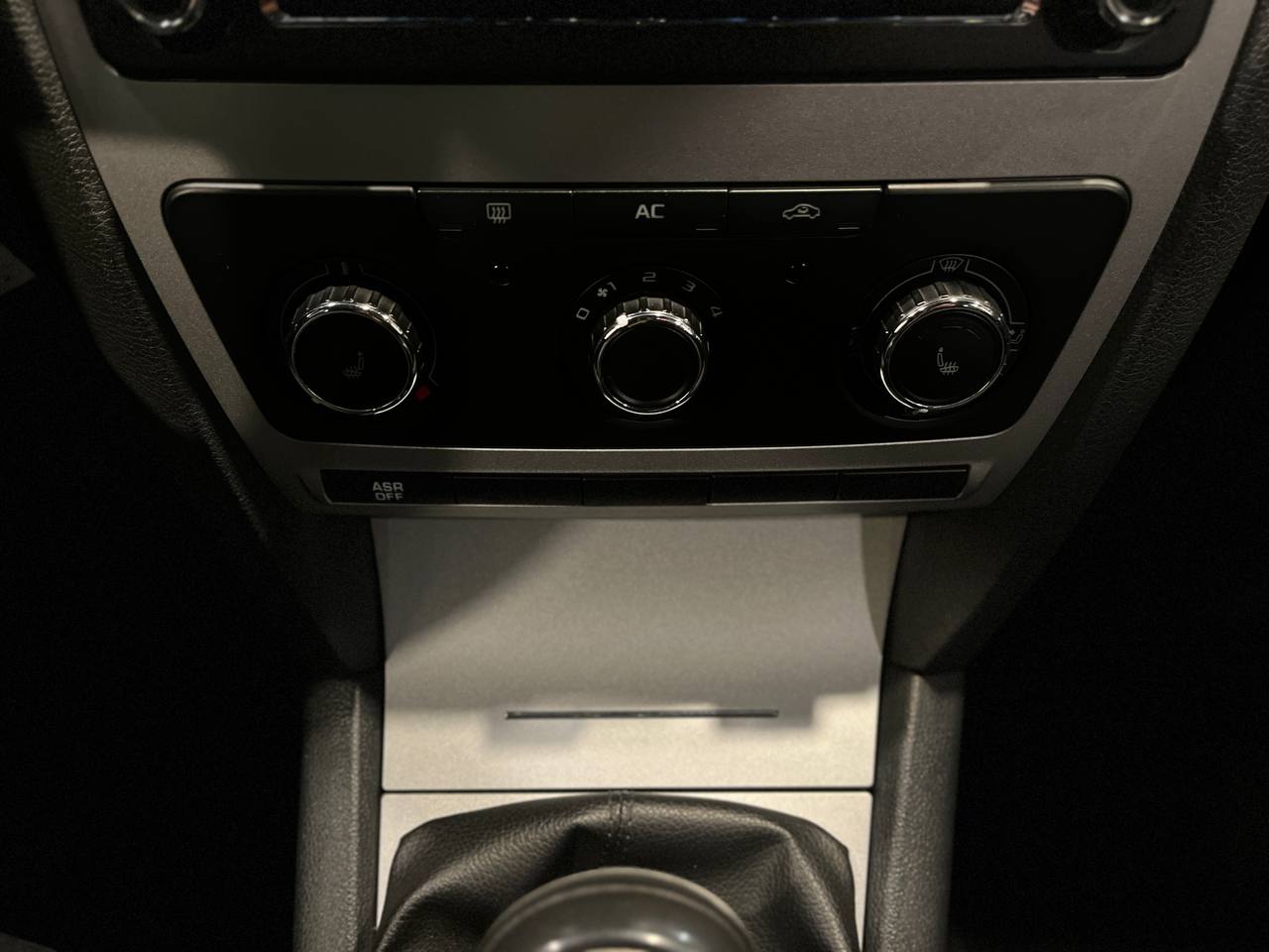 SKODA OKTAVIA