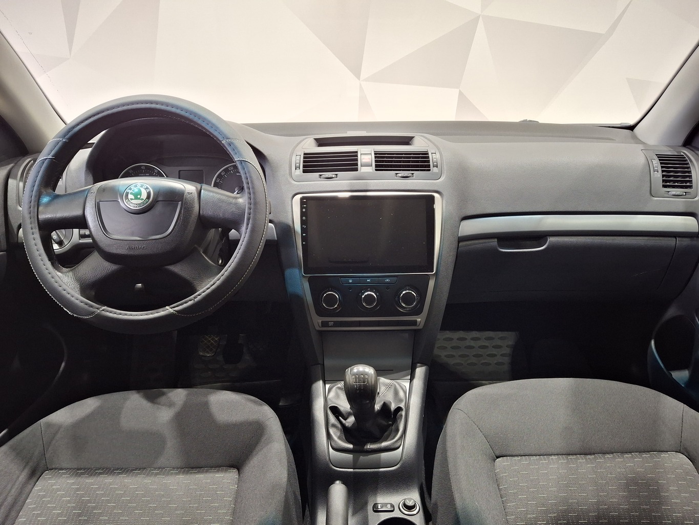 SKODA OKTAVIA