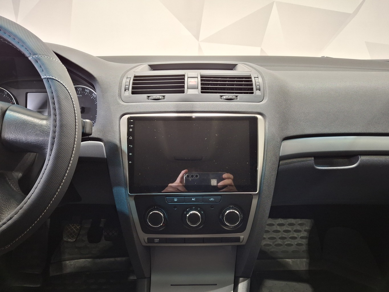SKODA OKTAVIA