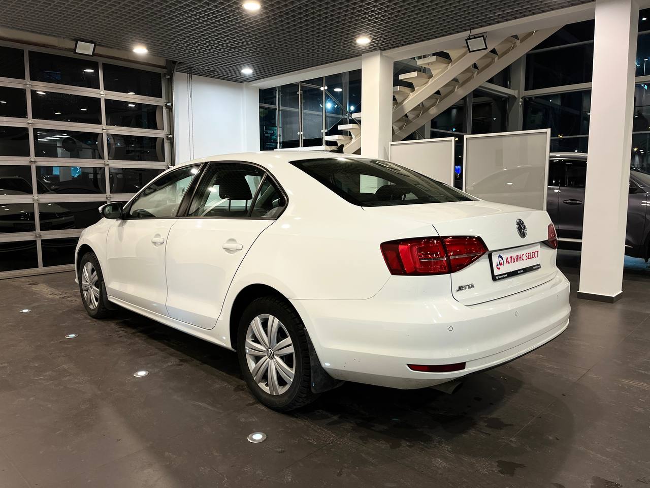 VOLKSWAGEN JETTA
