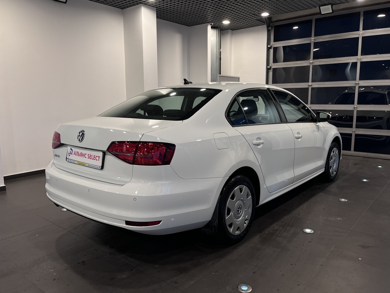 VOLKSWAGEN JETTA