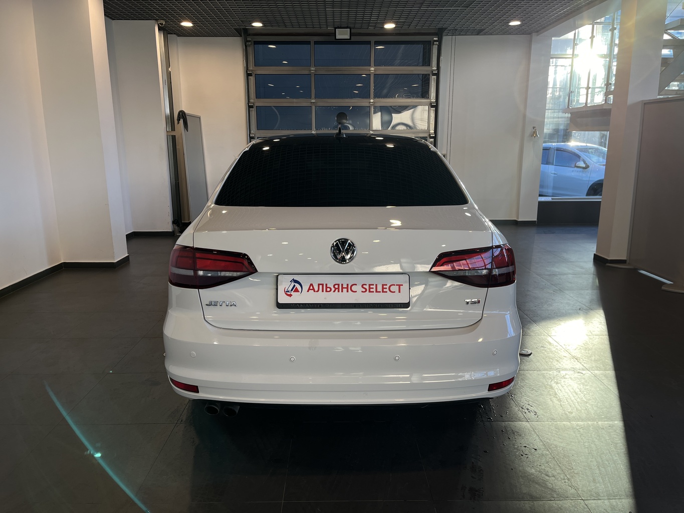 VOLKSWAGEN JETTA