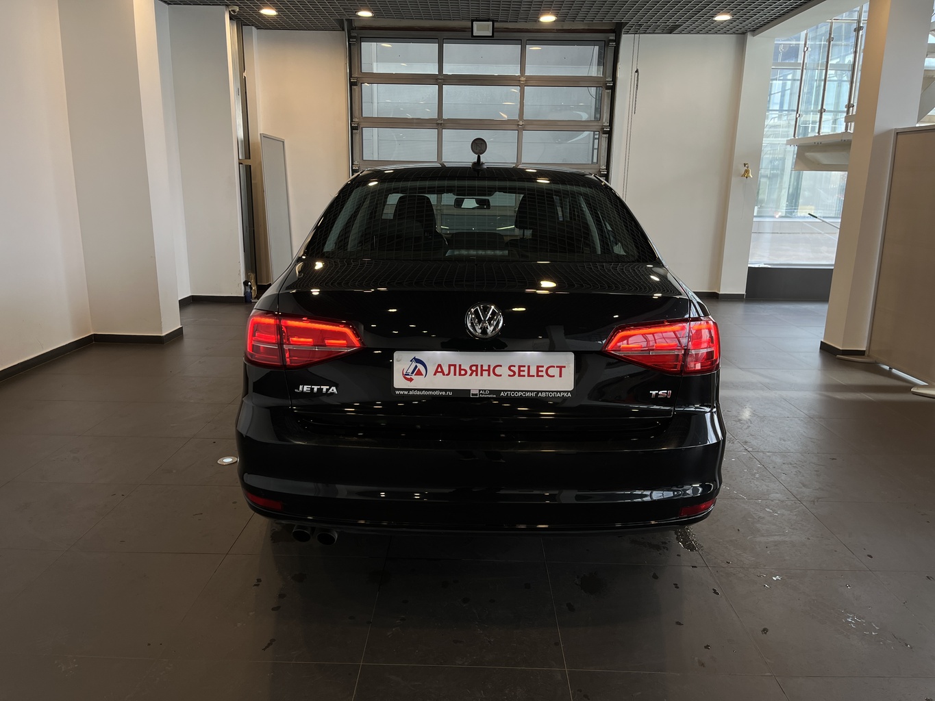 VOLKSWAGEN JETTA