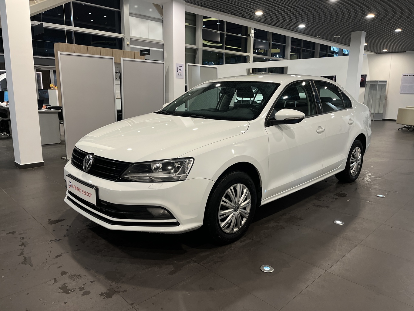 VOLKSWAGEN JETTA