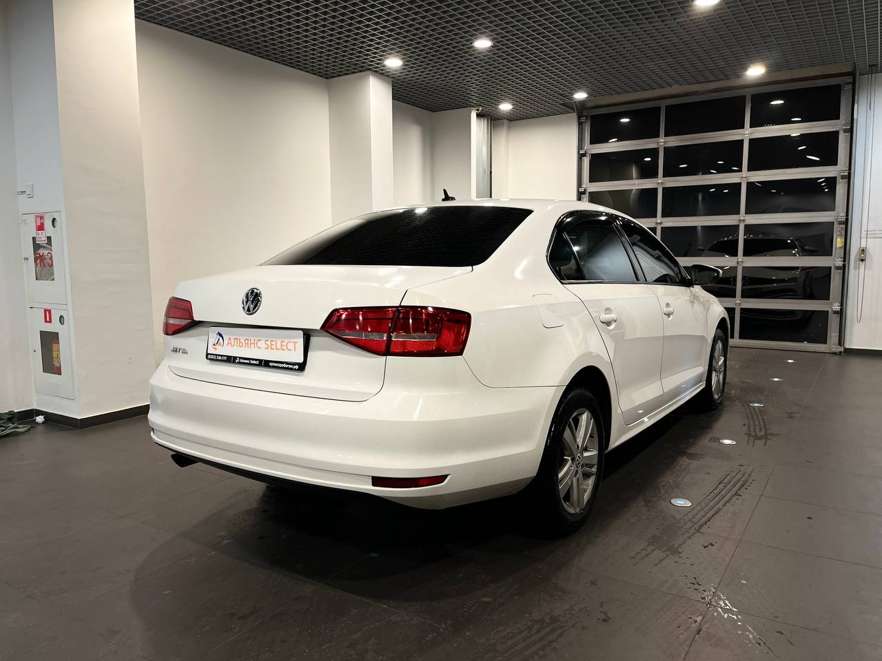 VOLKSWAGEN JETTA